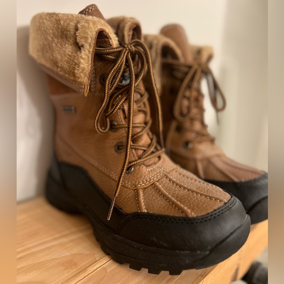 SoftMoc Women’s Shakira Waterproof Winter Boot | Size 8 - Picture 3 of 7